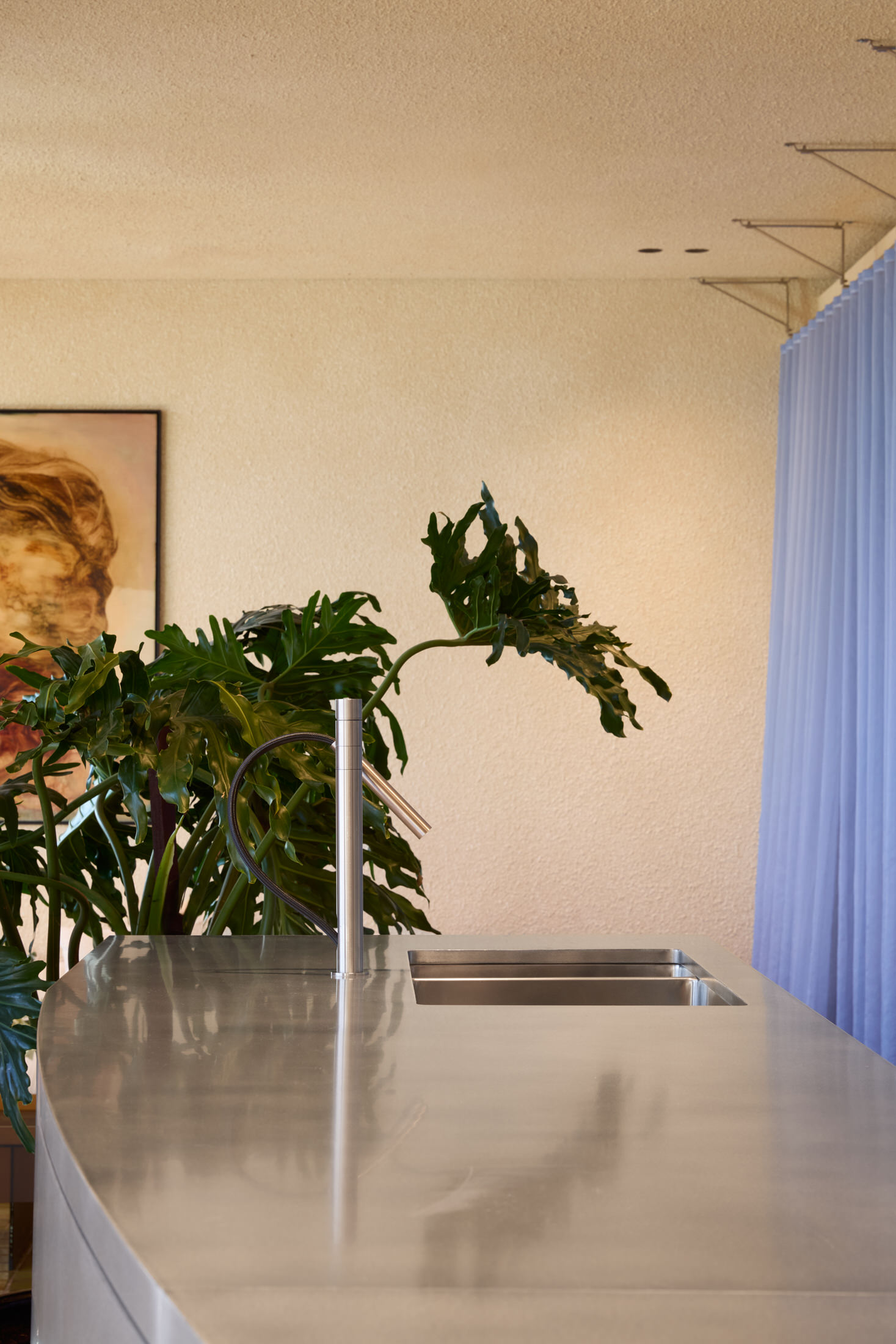 Mid-Century Vibes in Modern Dubai: Al Barari Apartment by Bone Studio.-25