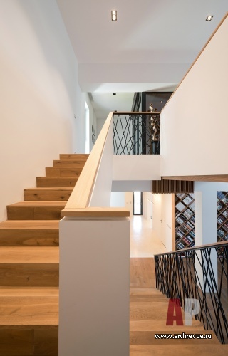 带有阿尔瓦罗·阿尔托建筑风格装饰的住宅丨Кашин Максим（卡申·马克西姆）-33