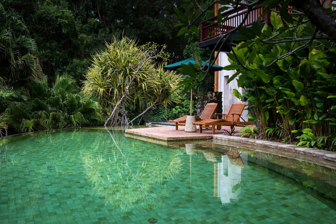 马来西亚柚木石头巴厘岛风格别墅-9