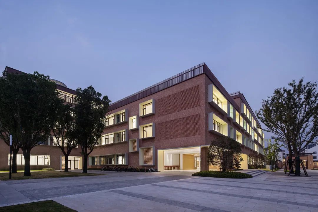 永康崇德学校丨中国浙江丨江苏中锐华东建筑设计研究院有限公司 荣朝晖工作室-10