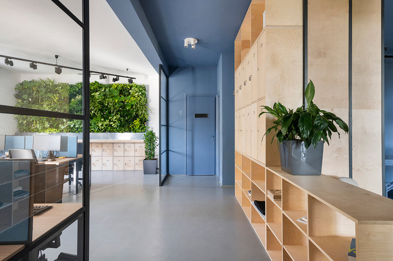 活力办公空间设计——蓝色与绿色的巧妙运用-5