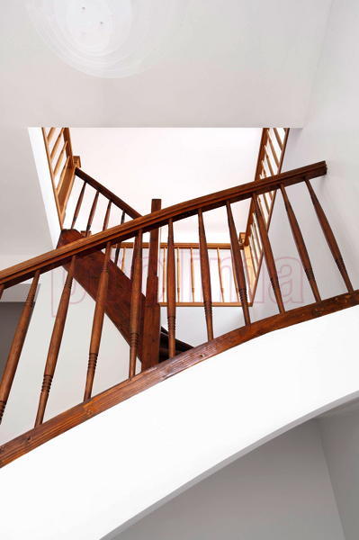 斯图加特旧建筑翻新及阁楼扩建丨德国斯图加特丨Sophia Feldkamp-11