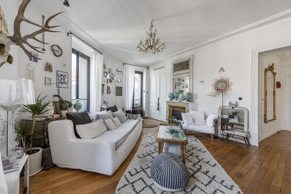 现代公寓设计融合智能存储与经典内饰方案丨Alexandra Tamburini-11