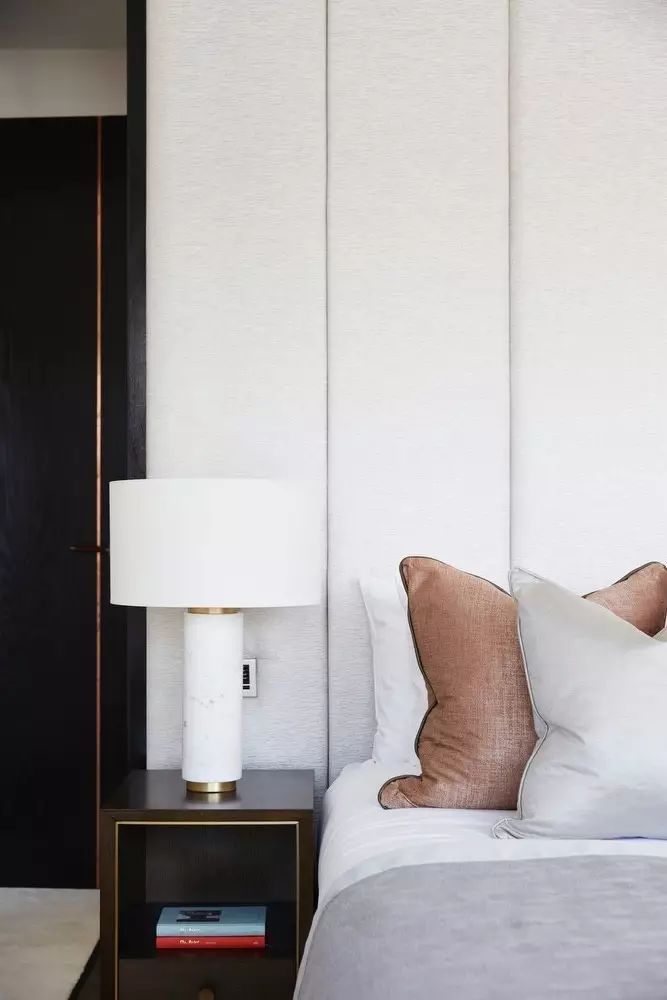 英伦风室内设计 | 优雅格调与色彩的完美融合-25