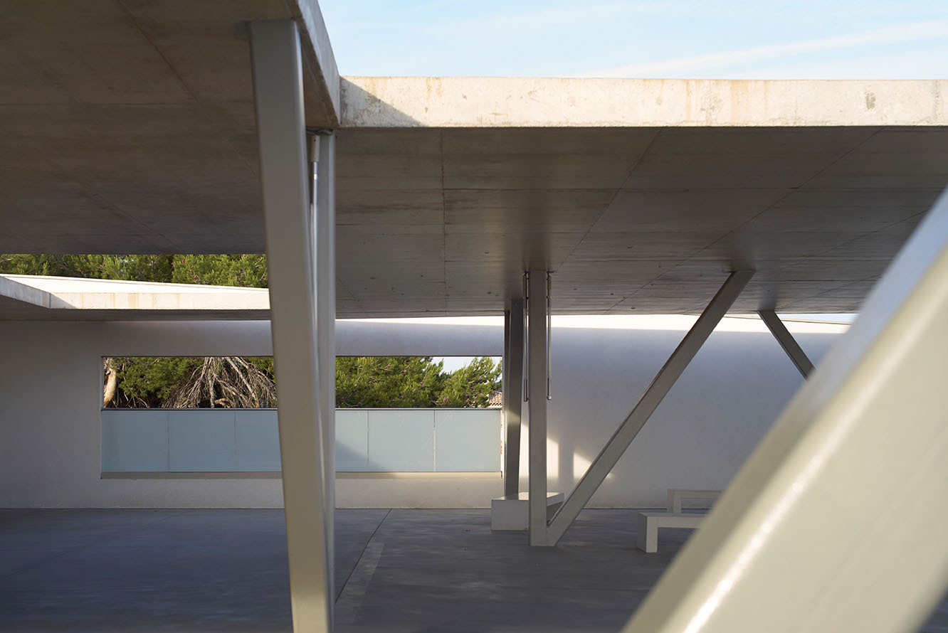 法国 Pomme de Pin 学校建筑群 | 室内景观丰富，融入自然-52