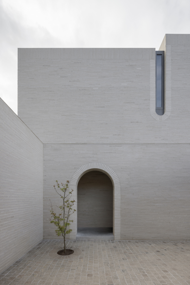  Lithic Australia - Issue 14 Feature - The Local Project -3