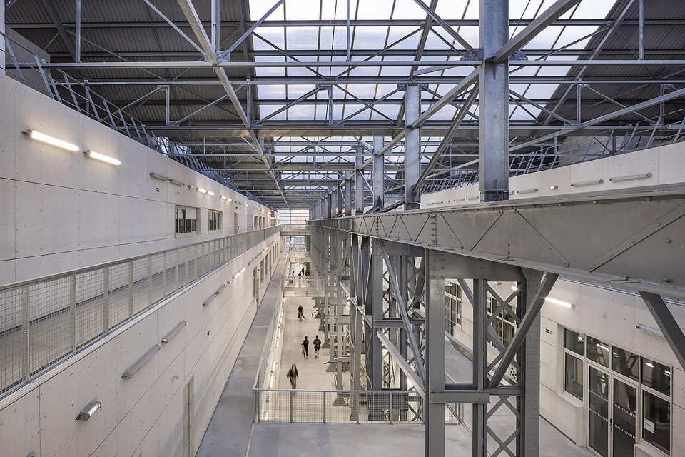 南特高等艺术学院新楼丨法国南特丨Franklin Azzi Architecture-35