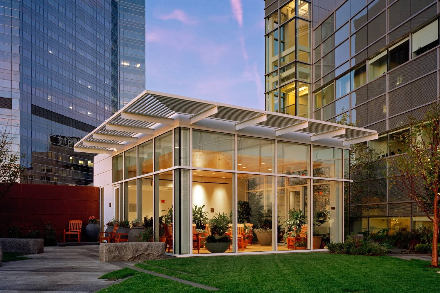 MGH Healing Garden at Yawkey Cancer Center — Halvorson | Tighe & Bond-33