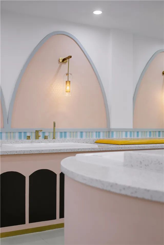 时尚大气的 Bolootown 母婴店 | 人性化设计,温馨舒适-83