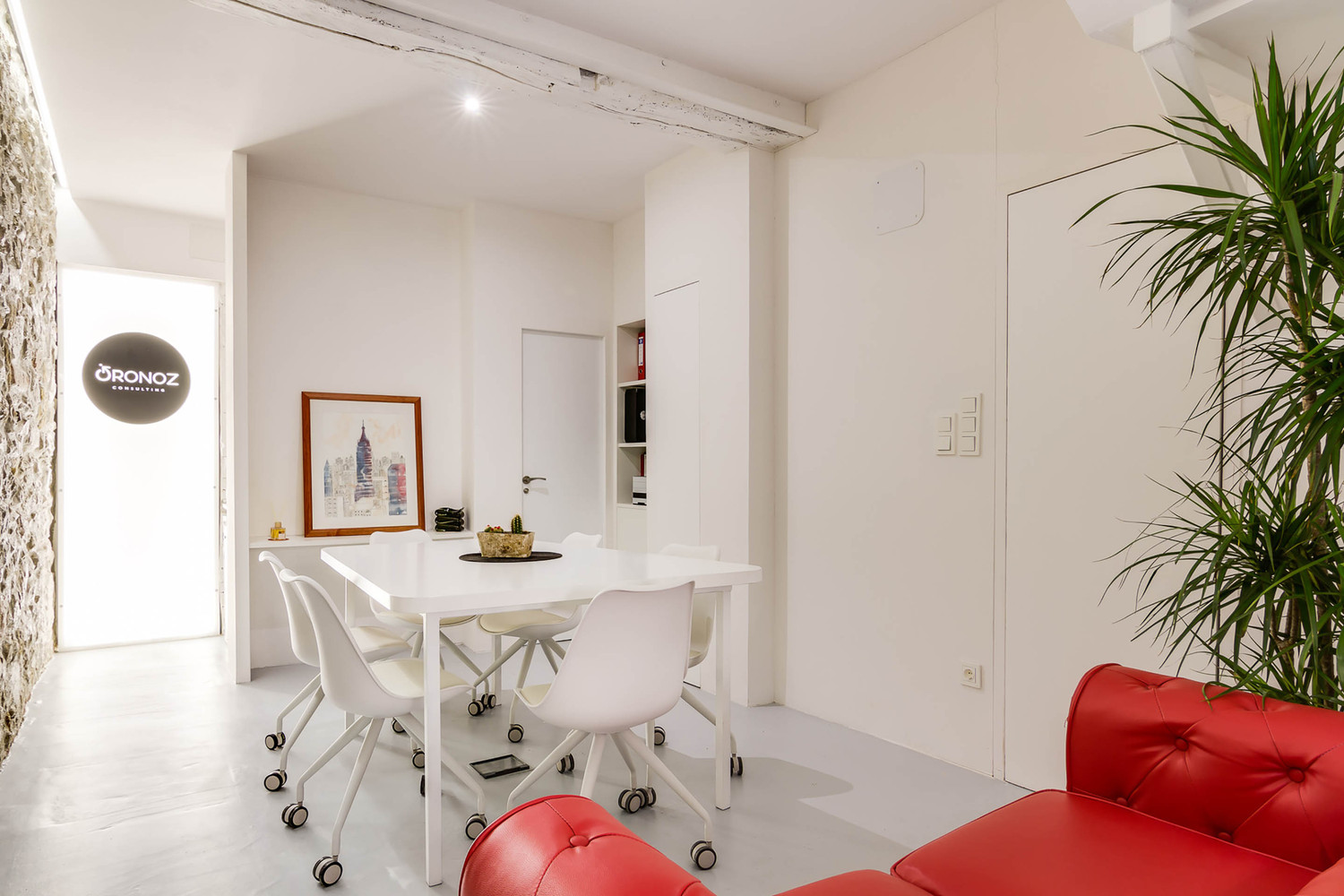 废弃空间的重生 · 历史中心的现代办公设计-47