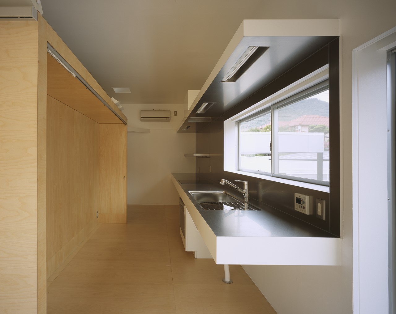 青い家（Blue house）丨日本大分丨塩塚隆生アトリエ（意匠）,大賀成典（構造）,河野設備設計室（設備）-15