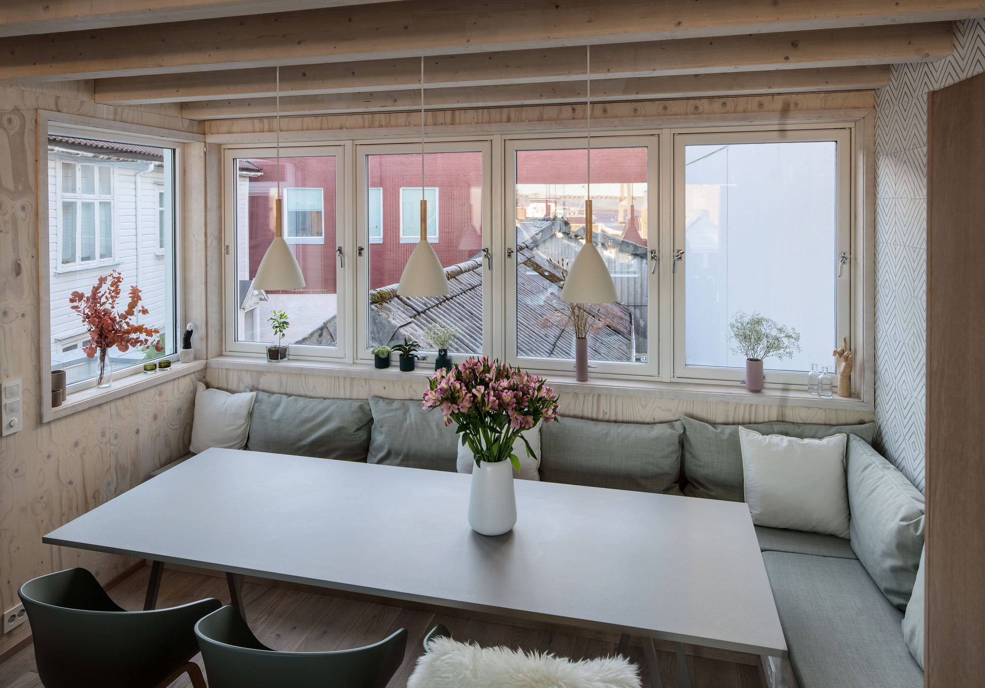 挪威海滨小镇的木质生活 | ABC Street House-9