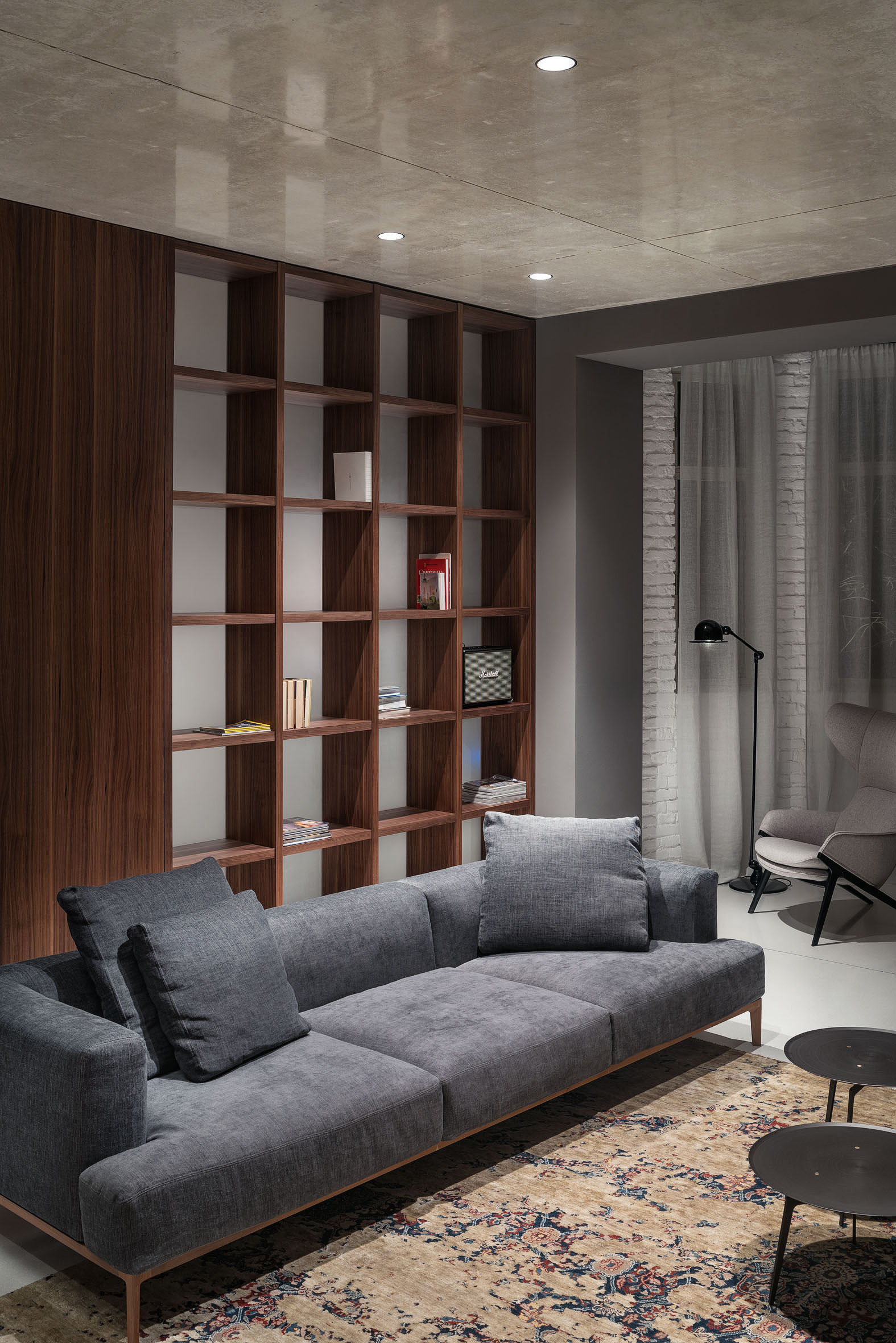 CLASSIC HOUSE SCULPTURE STAIRS-23