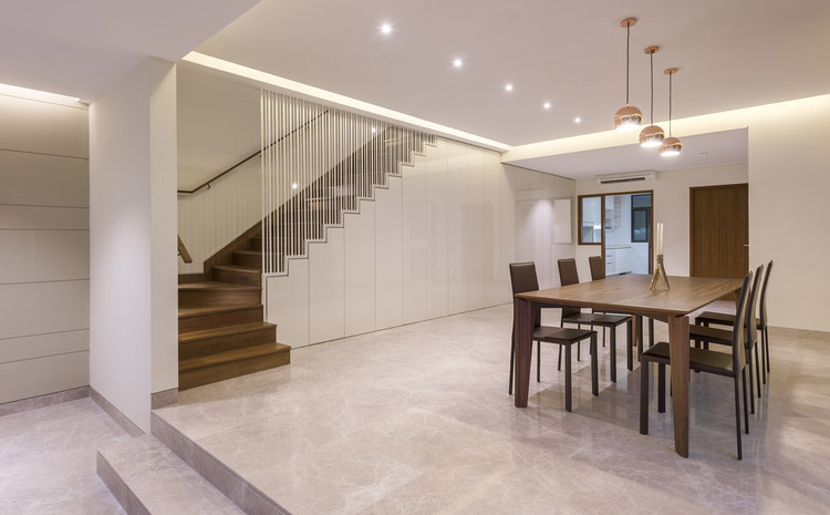 新加坡半独立住宅的绿色户外生活-10