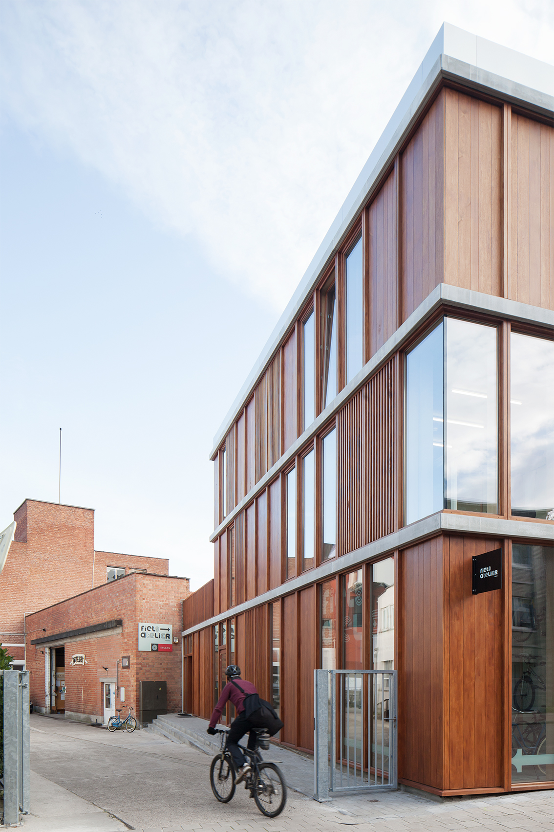 't Atelier 办公建筑-14