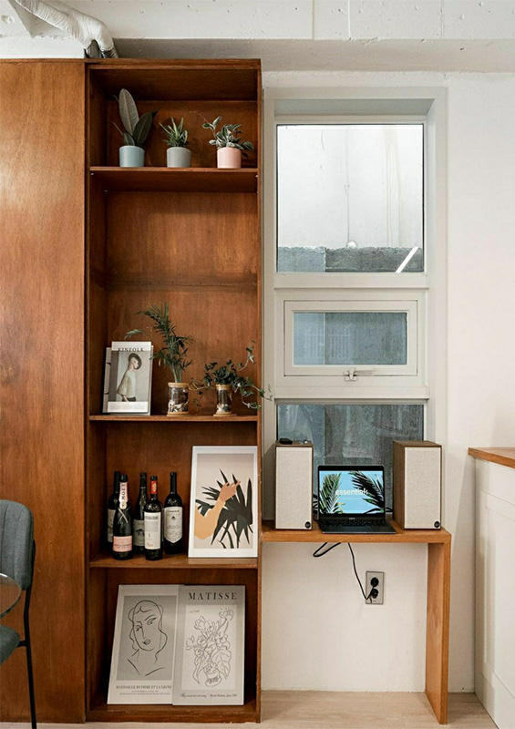 13 平咖啡屋，白色与木纹的极简设计-5