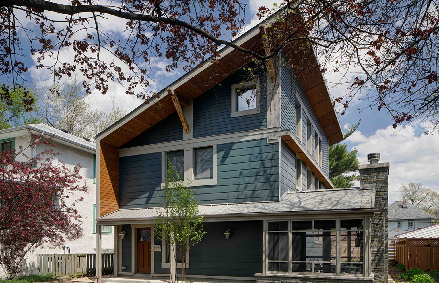 2015 年 LEED-H 白金认证的“适中尺寸”住宅-0