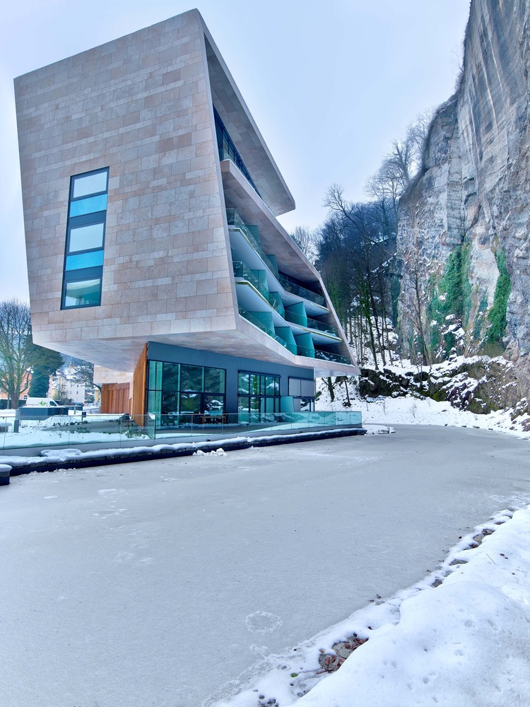 奥地利萨尔斯堡珍宝住宅区——自然与建筑的和谐对话-25