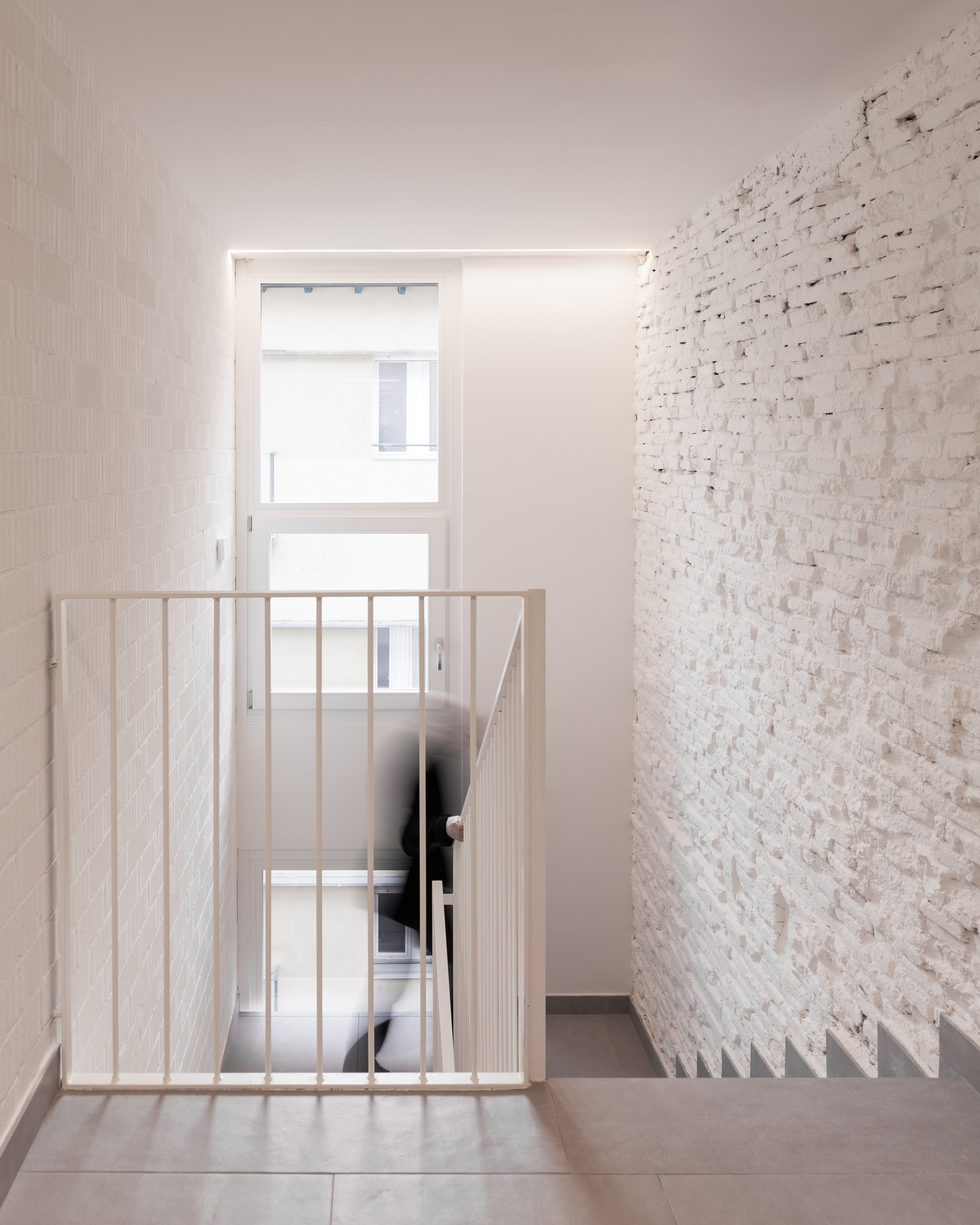 Pamplona 老城区废旧住宅翻新-14