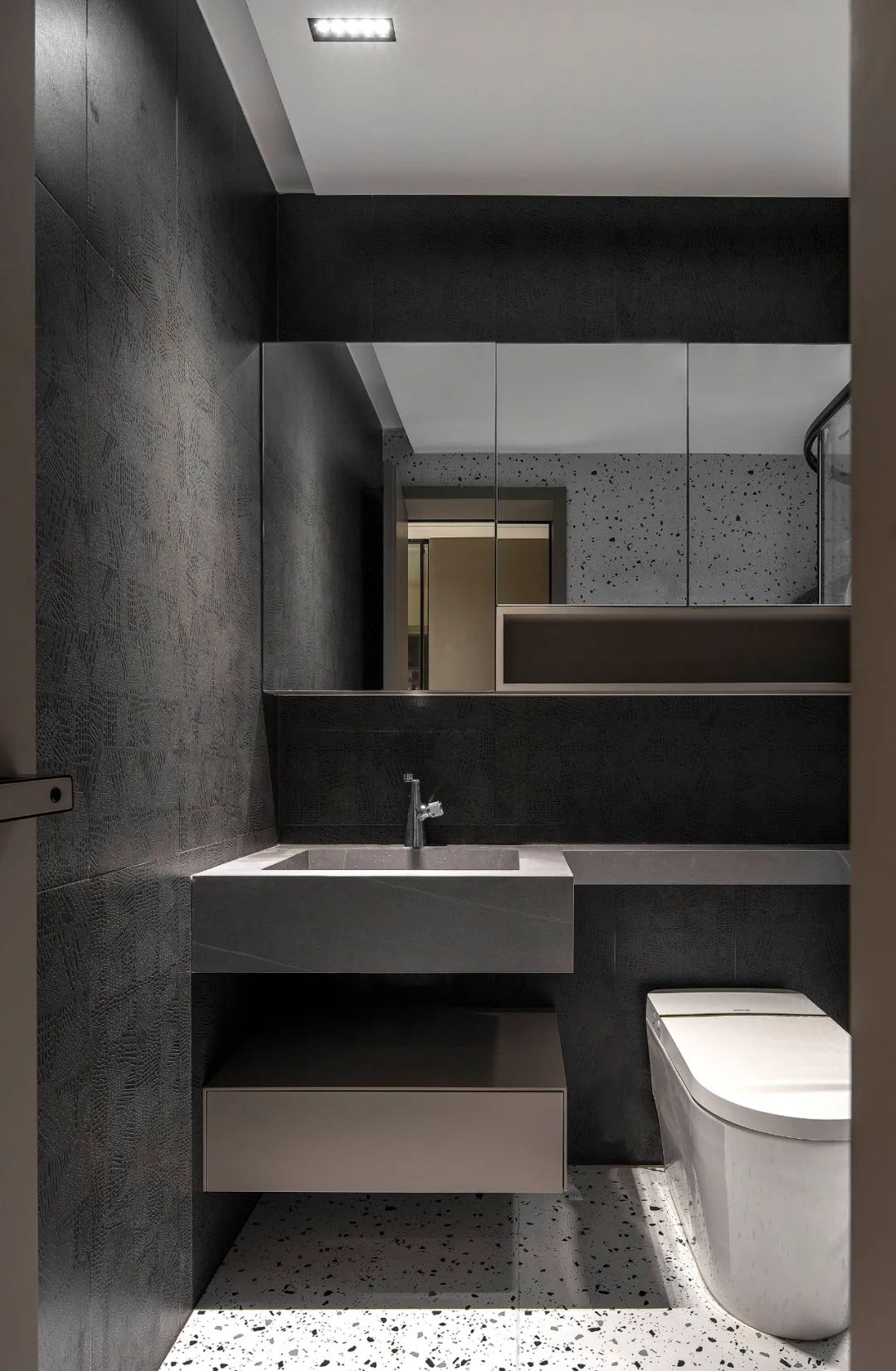 黑白灰的优雅奏鸣曲 · 原石空间设计的 170㎡上跃公寓丨中国温州-28