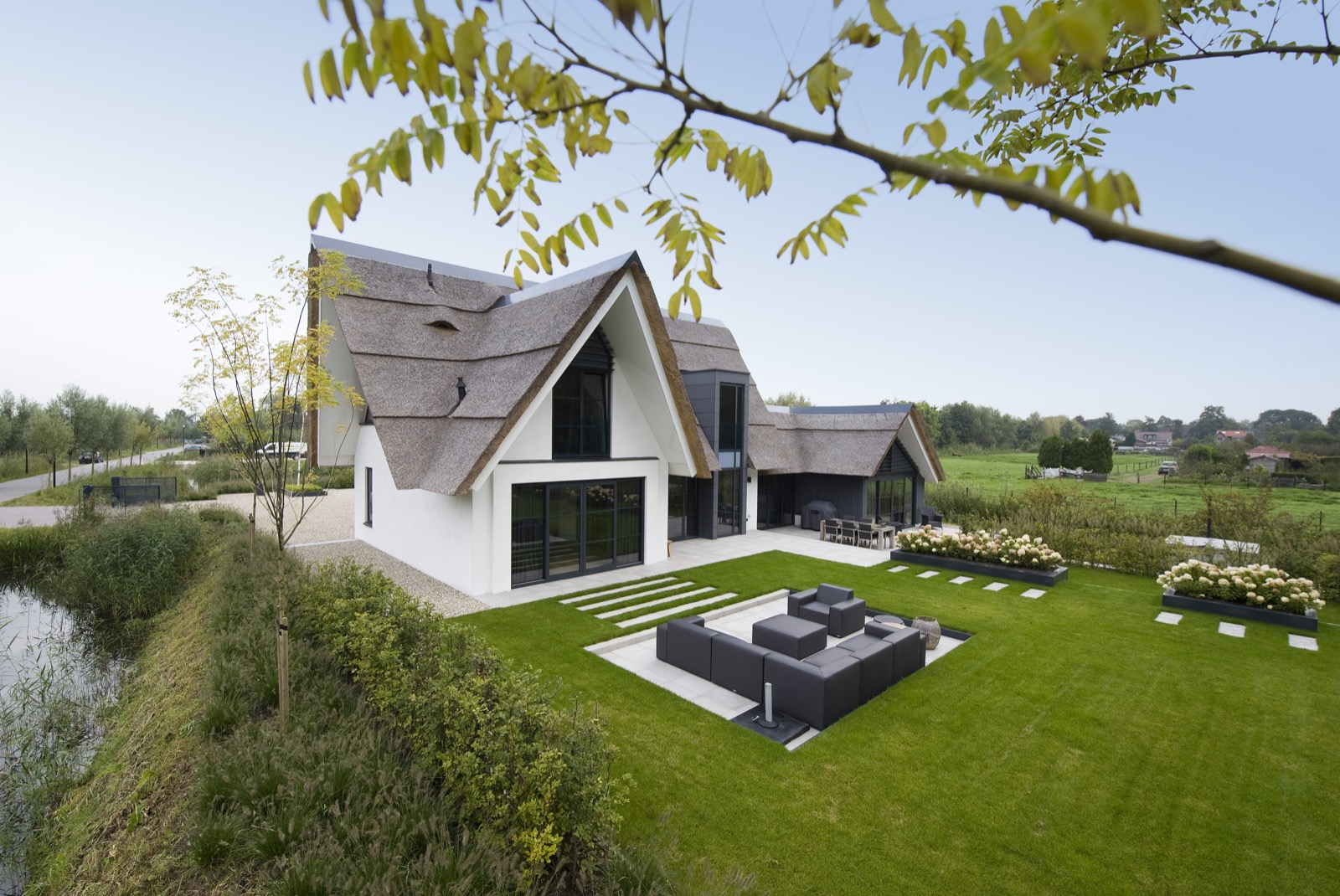 With A View - HOOG.design - Exclusive living inspiration-12