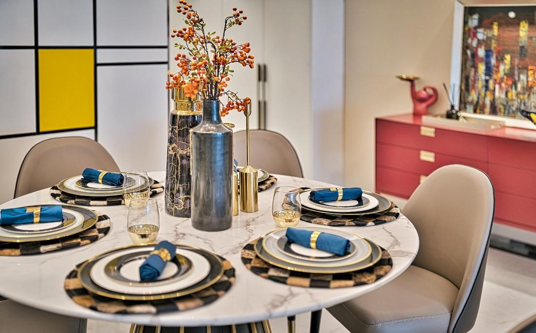 三原色装点的梦幻之家-7