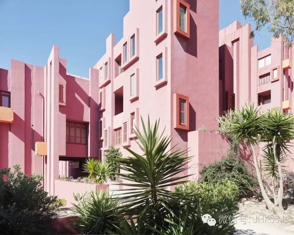 好魔幻！红蓝协奏曲——西班牙公寓设计-14