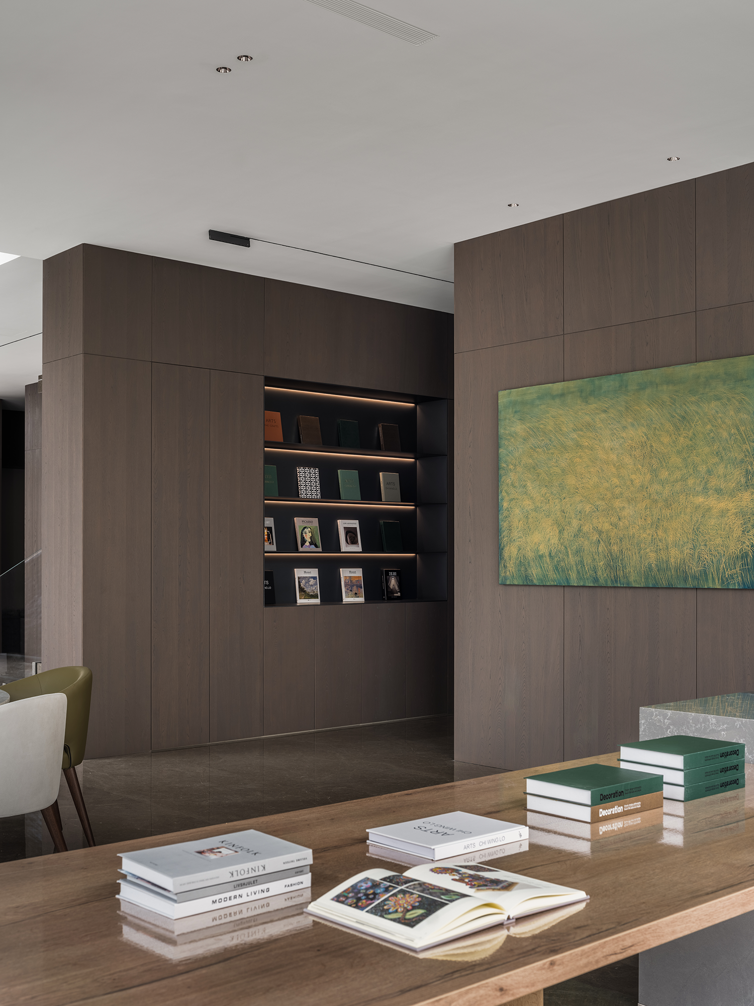 向上生长丨中国上海丨合禾空间设计-0