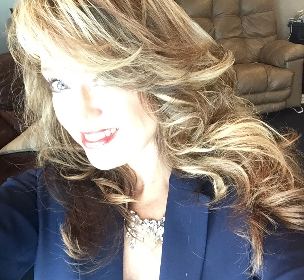 道恩·拉卡特头像摄影作品（注：Dawn LaCarte可能是人名，Headshots常见意为头像摄影、头像照片等，这里结合语境理解为某人的头像摄影作品） -1