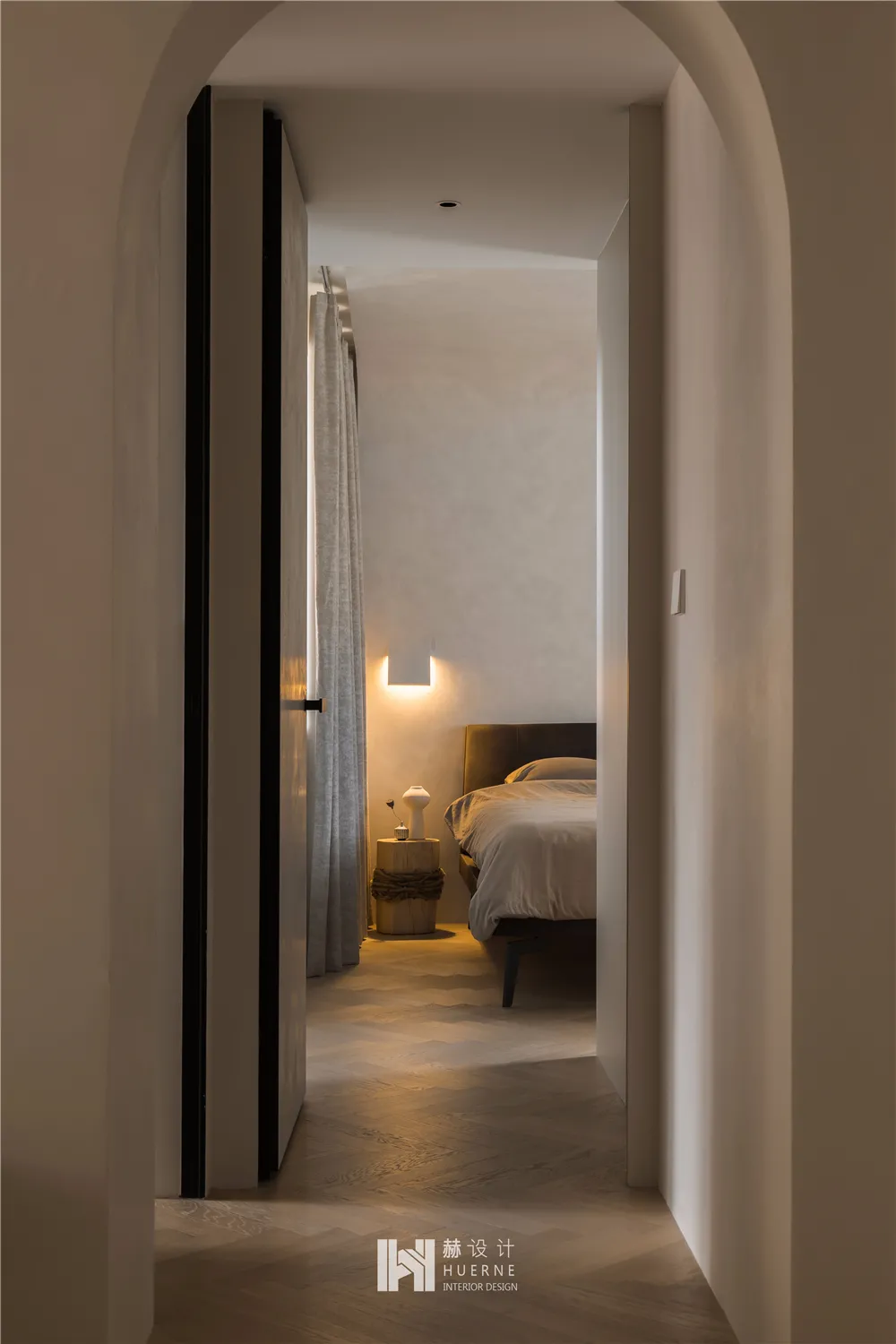 光木为引,探索侘寂风居所的温柔浪漫丨中国上海丨赫设计-46