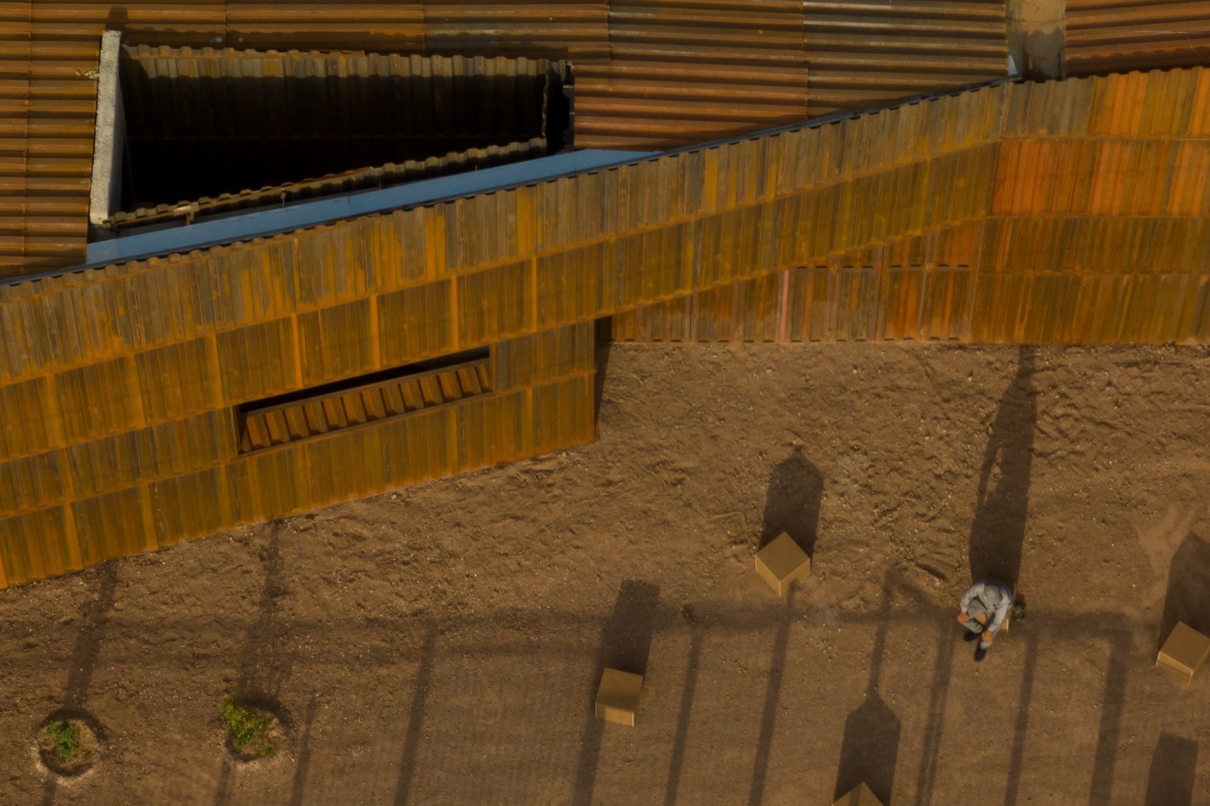 《工人与工厂》《贾德加尔小学》《亚伯拉罕宗教家园》丨伊朗丨Deed Studio-51