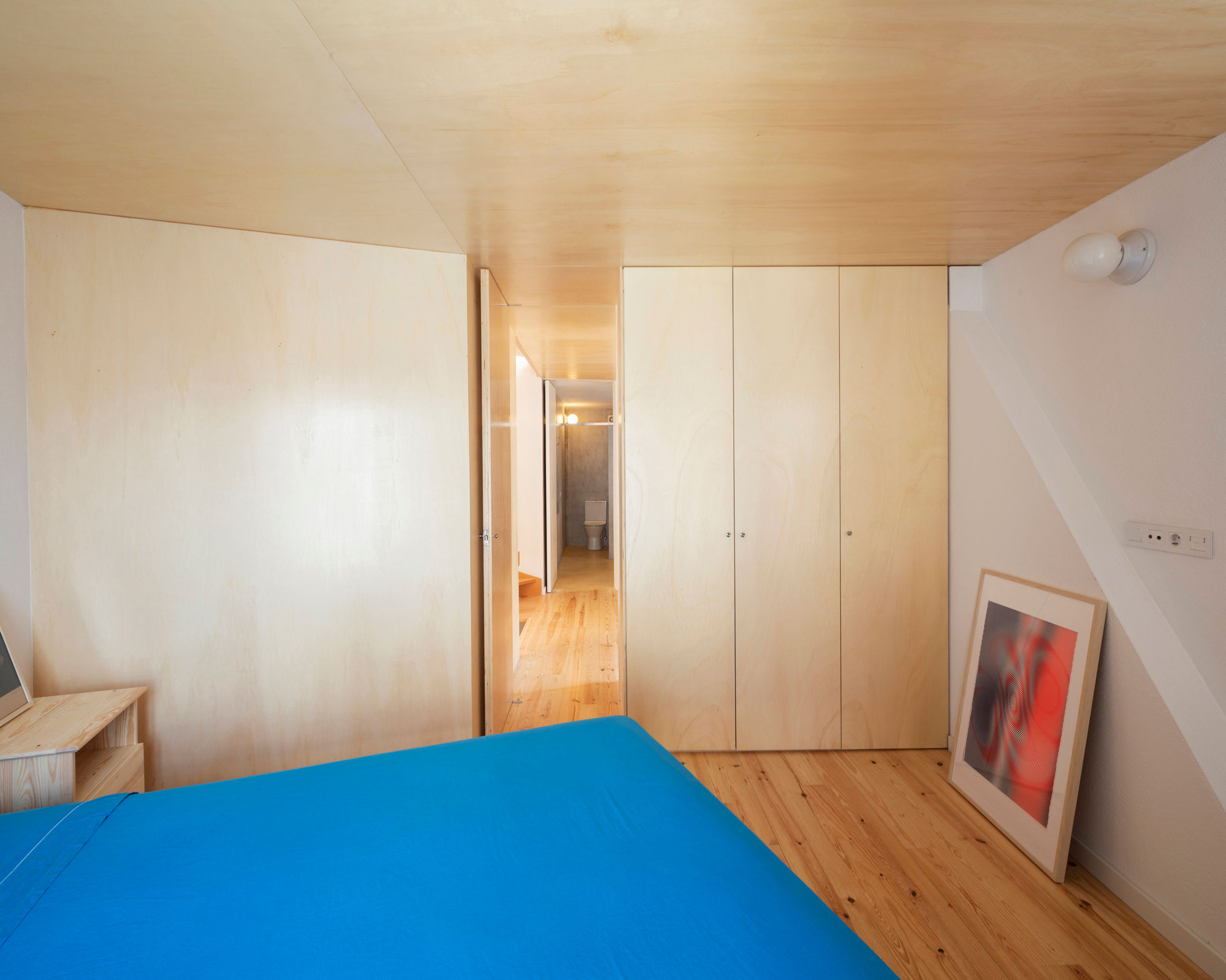 葡萄牙历史小镇中的跨洋重建公寓-22