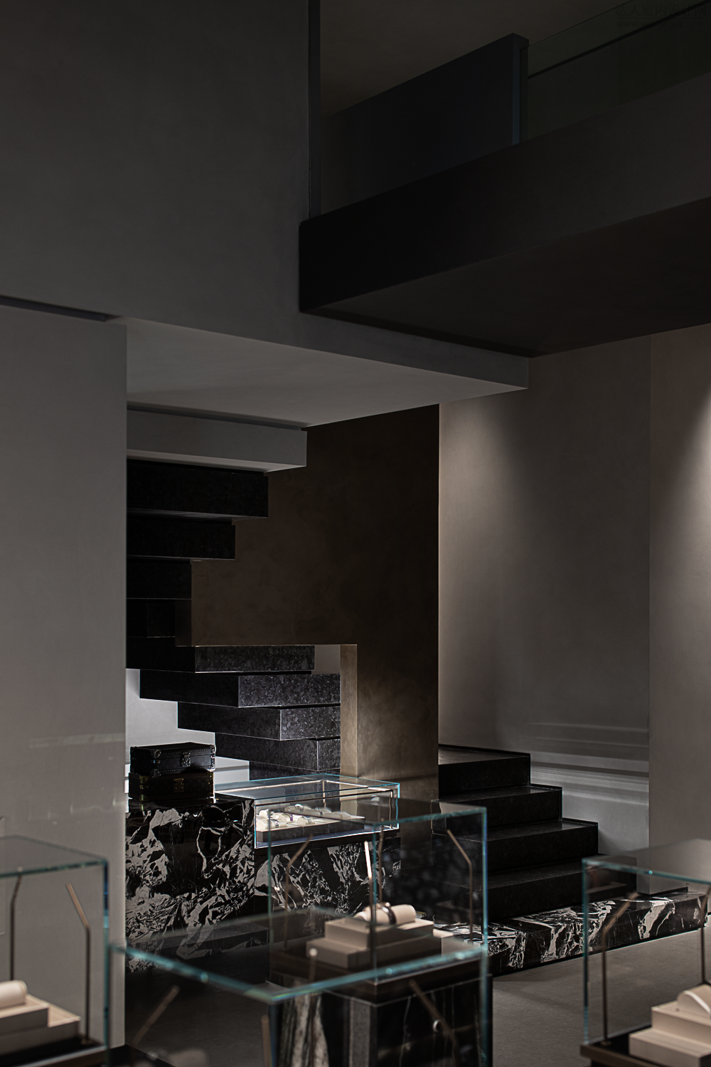 台州 165㎡奢侈品店丨中国台州丨观诺设计-38