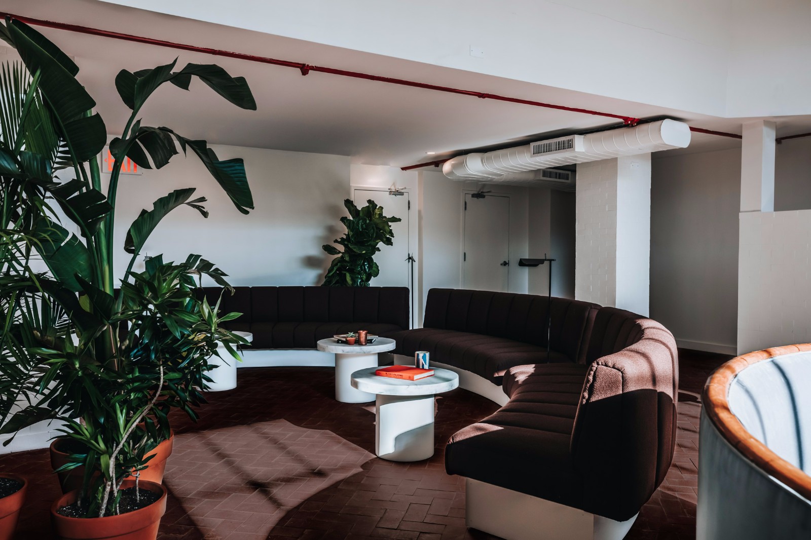 布鲁克林旧工厂改造的工业风酒店-9