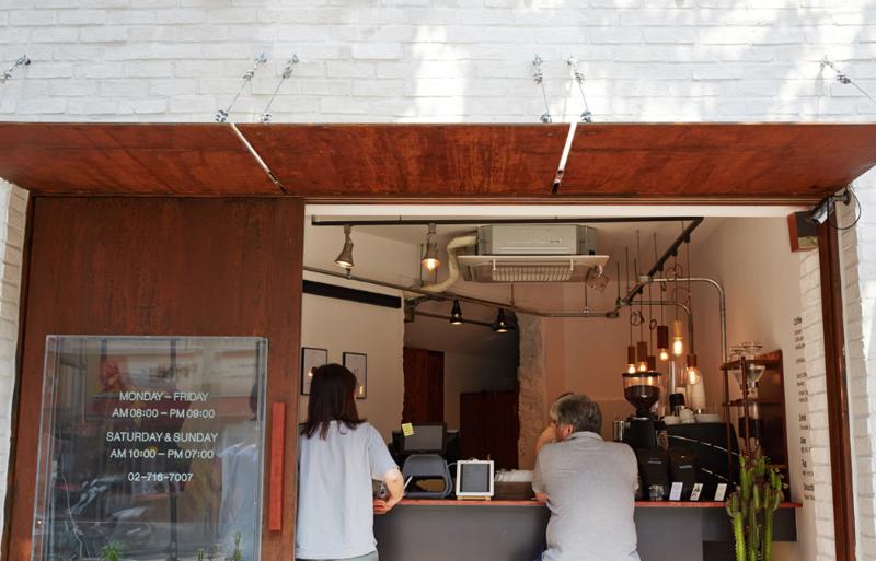 现代首尔四坪咖啡厅，小巧精致的设计美学-4