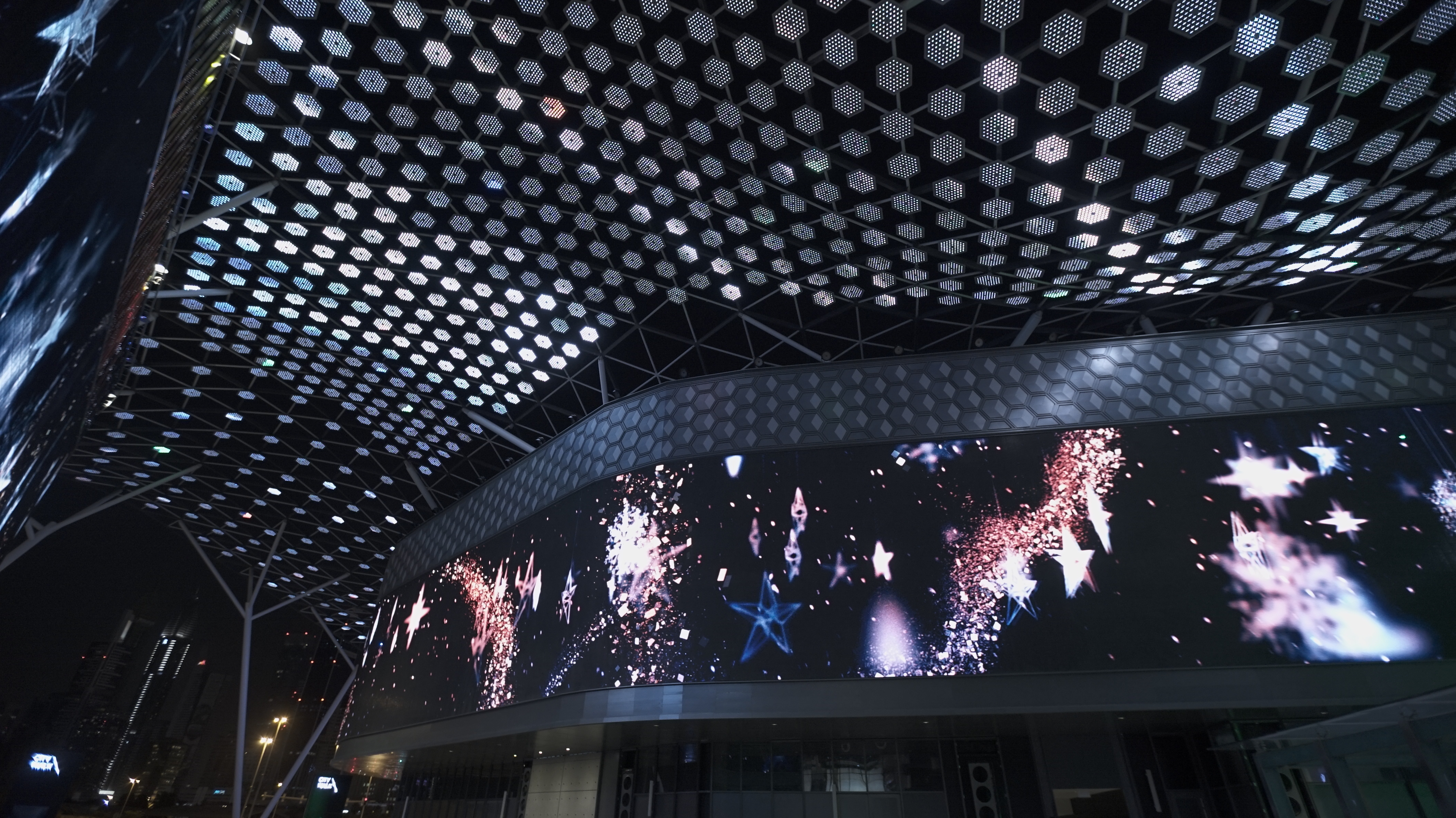 迪拜 CityWalk | 巨型多媒体购物中心-22