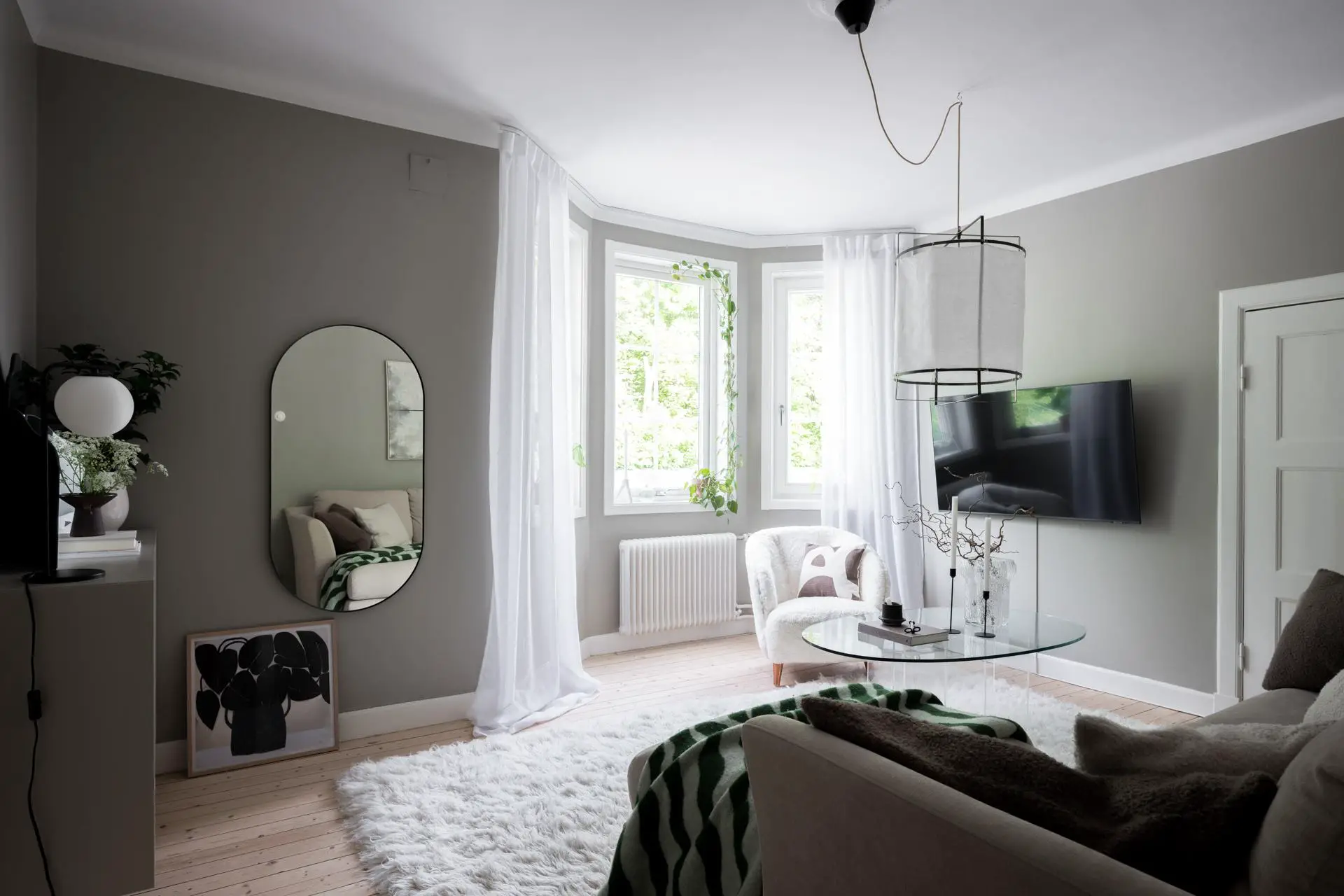 瑞典 50m2 公寓,宁静优雅的灰色调空间-3