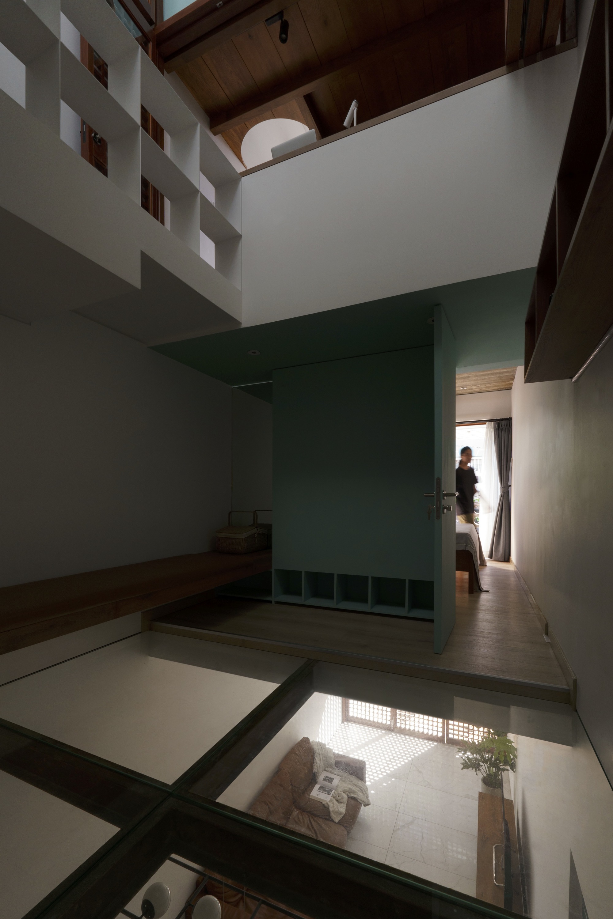 更靠近的房子丨越南胡志明市丨AD+studio-30