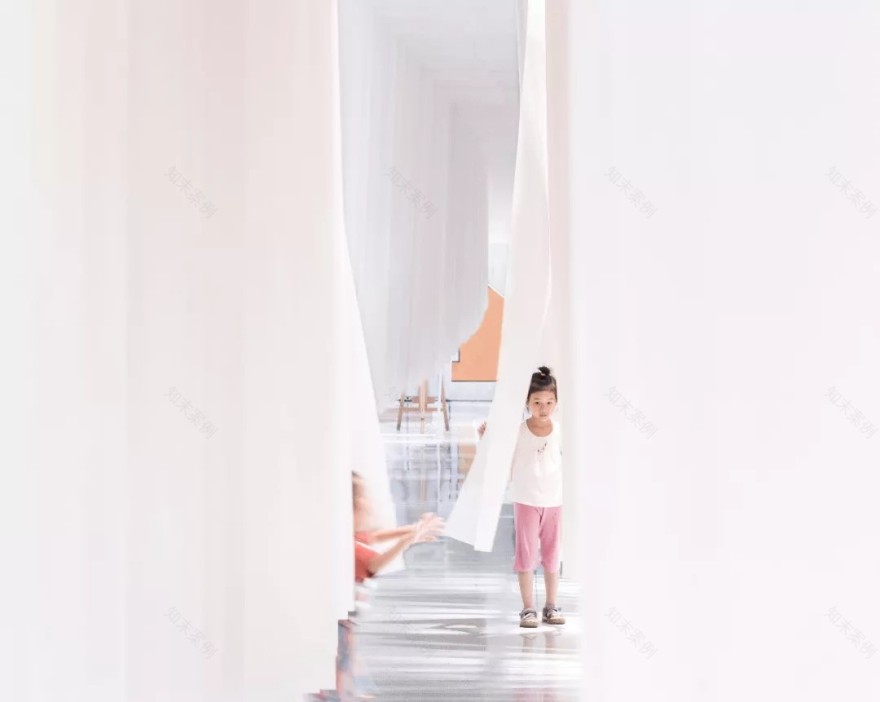 页之息息 · 上海社区商业体中的纸片通道-5