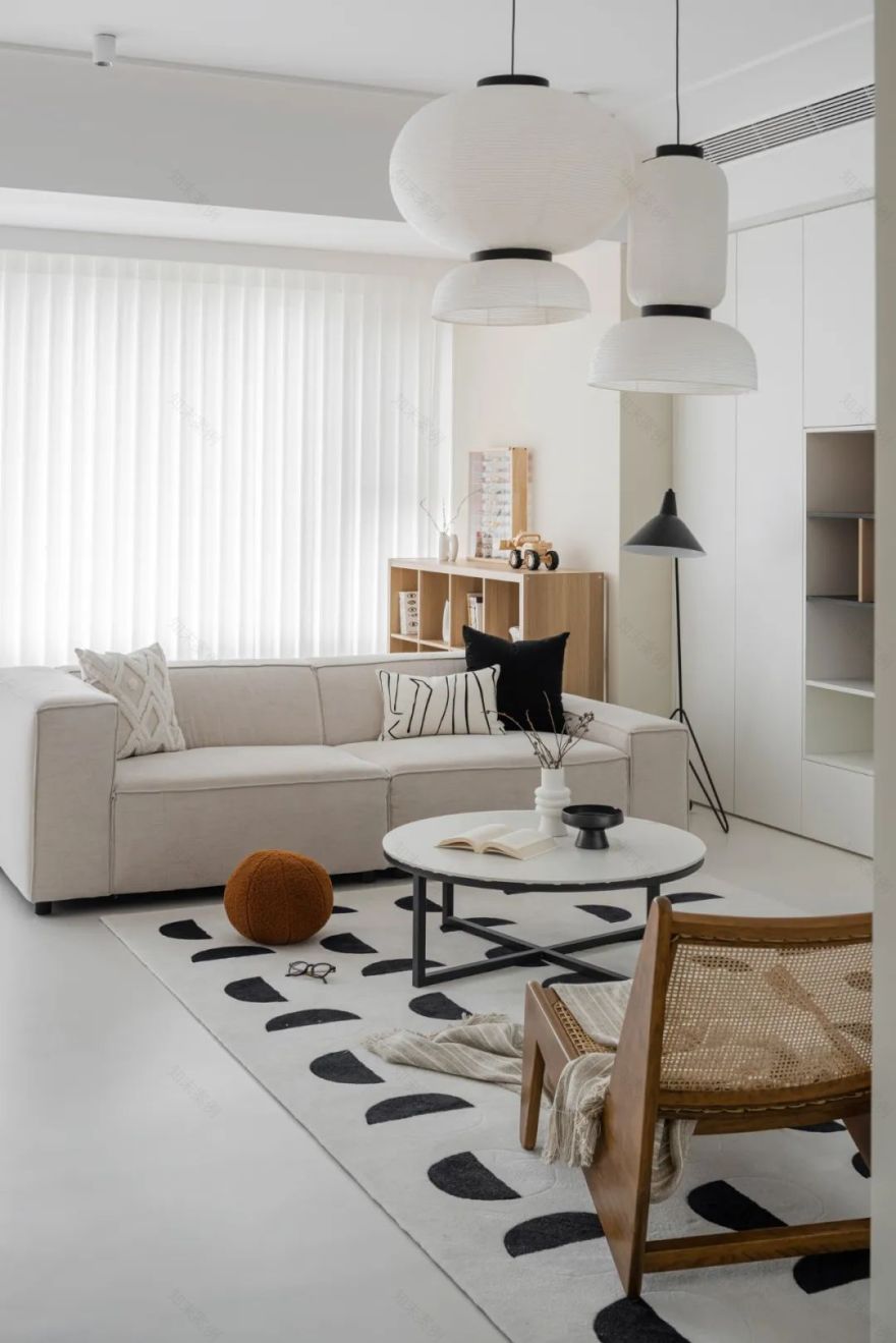 腰线层也能拥有落地窗,这样的设计实用又美观-35