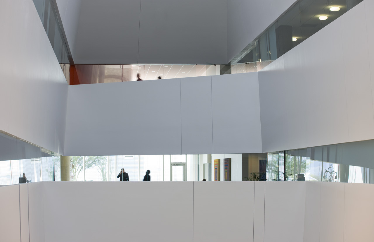 晶莹云朵中的协同办公空间—— Henkel 北美总部-15