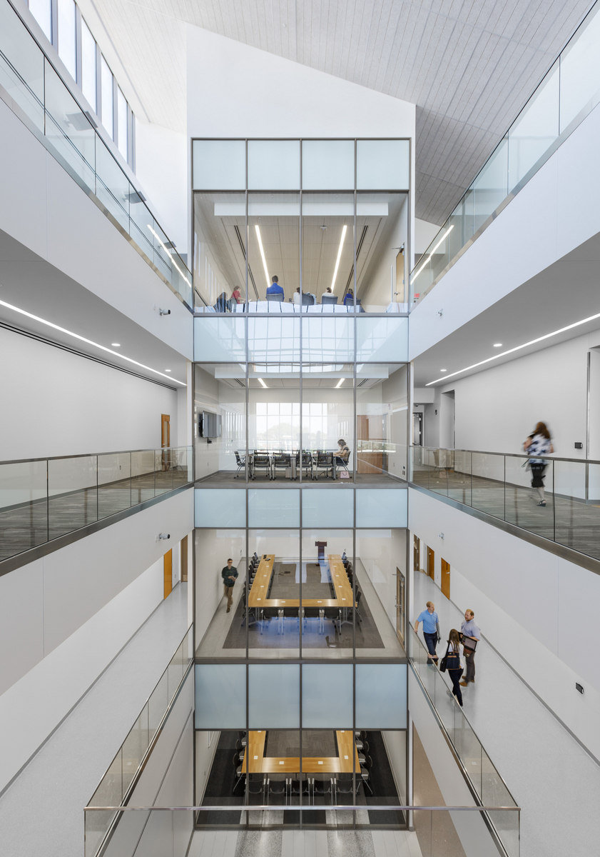 北达科他大学医学院+健康科学学院-11