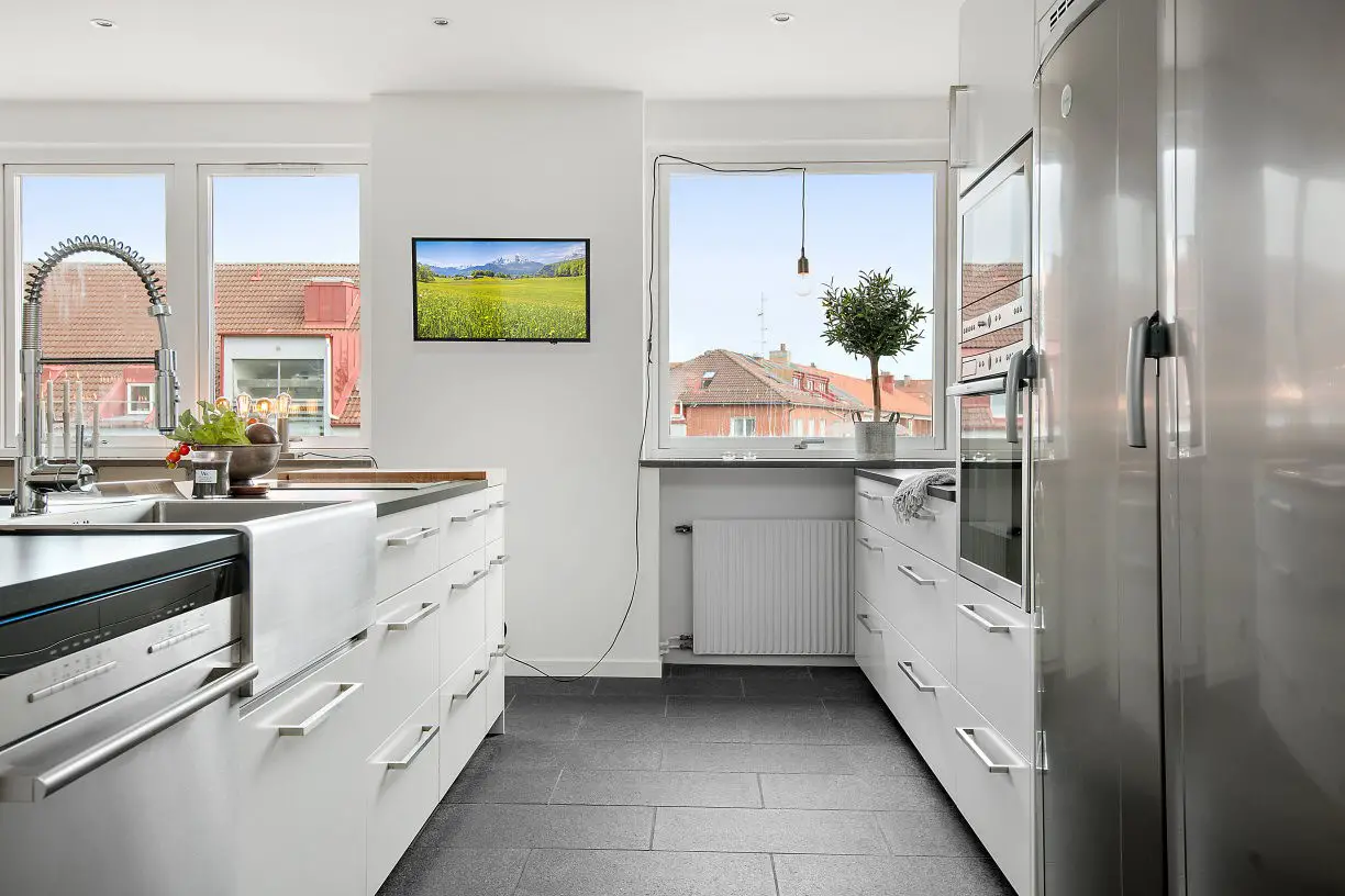 跃层公寓 | 红屋顶下的北欧风情-5