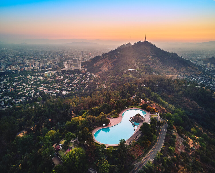 圣地亚哥建筑城丨智利圣地亚哥-22