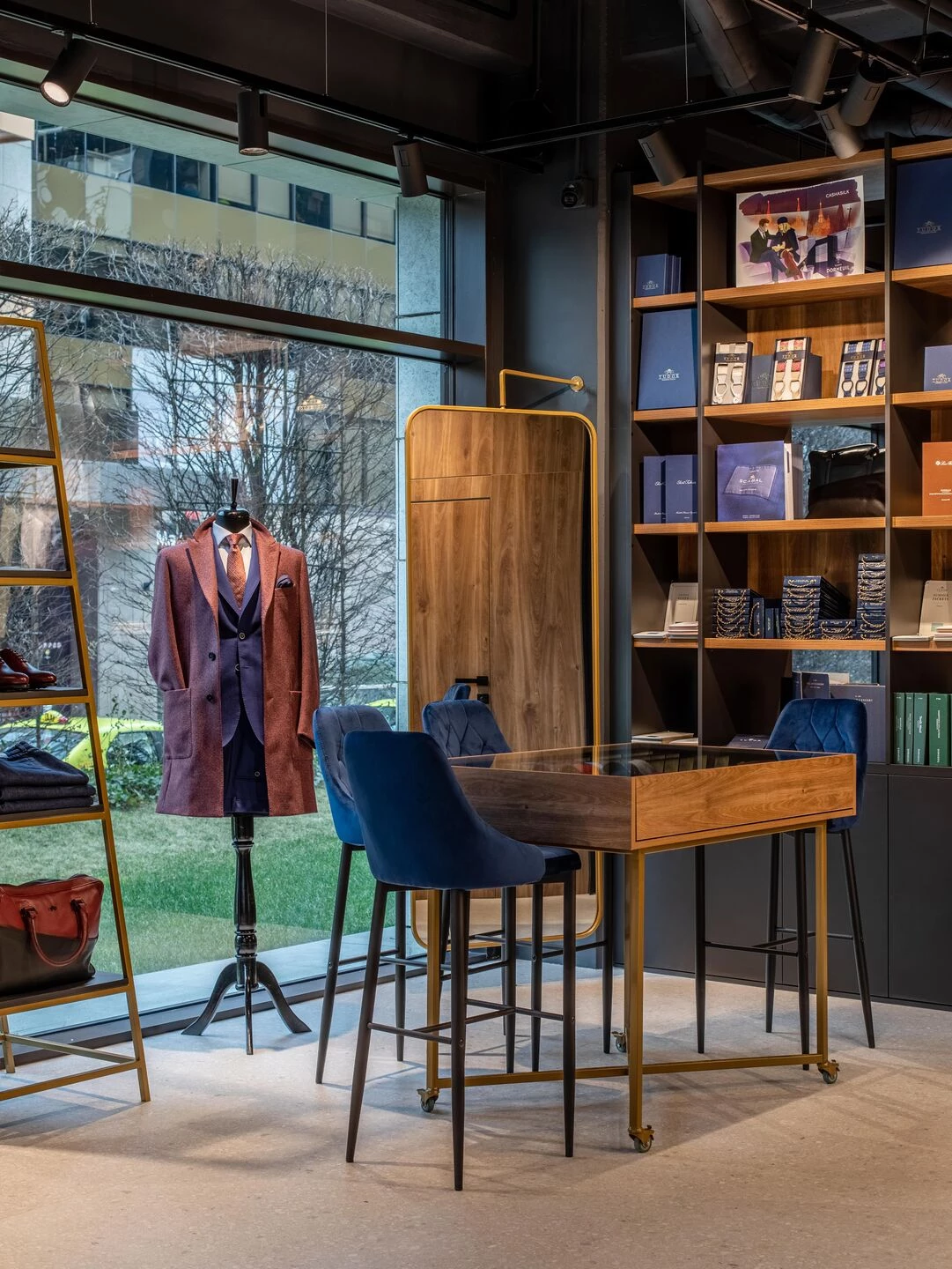 都铎裁缝展厅丨Romania丨Pure Mess Design-24