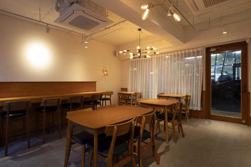 18 坪温馨韩式小屋，品味白色与木质的温暖空间-6