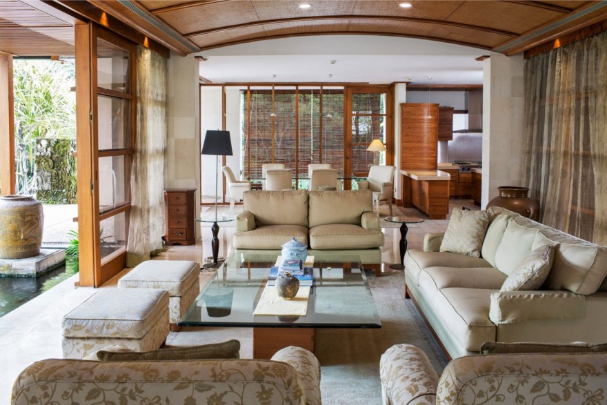 马来西亚柚木石头巴厘岛风格别墅-12