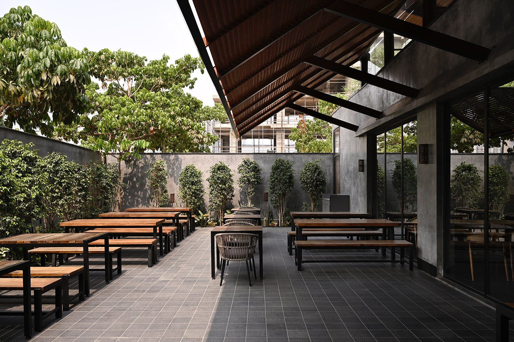 Tabula Rasa 2·0餐厅丨印度丨23 Degrees Design Shift-65