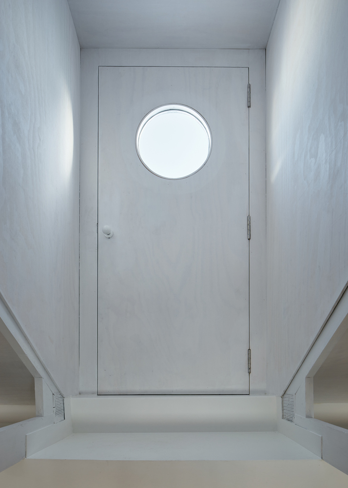 Wonderful Remodeling of an Apartment Overlooking the River-18