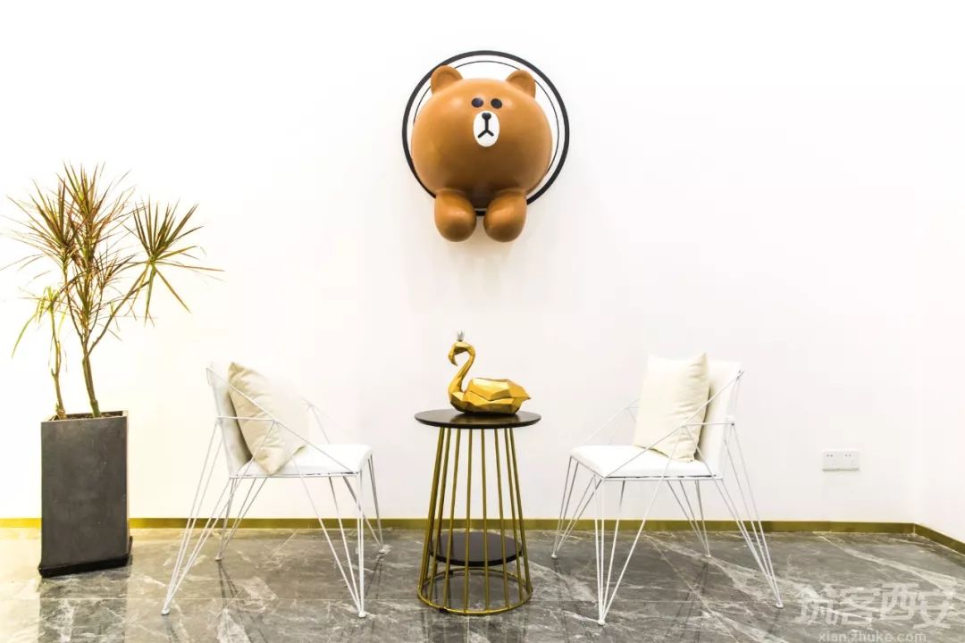 I CON U 科技理容中心,多功能空间设计典范-4